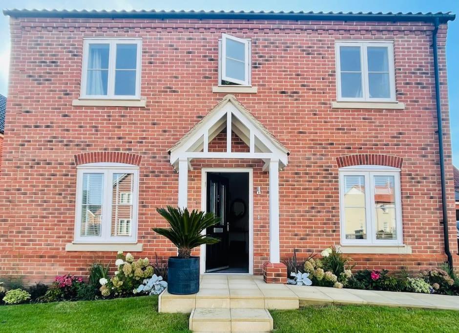 Stunning! Beautiful Contemporary Property In Holt, Norfolk Holt  Eksteriør billede