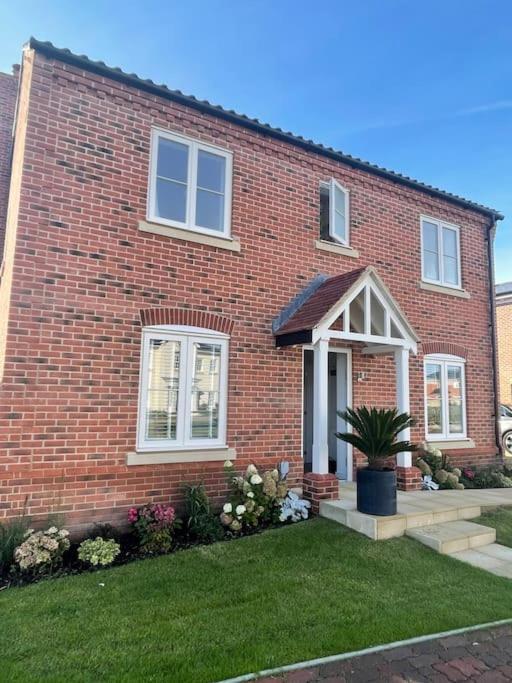 Stunning! Beautiful Contemporary Property In Holt, Norfolk Holt  Eksteriør billede